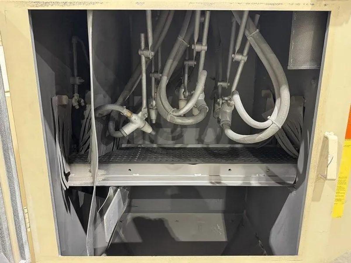 Like new 2014 Empire IL-885