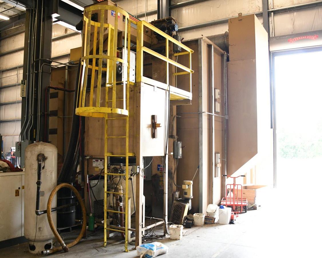 Like new 2019 ABS Blast Room