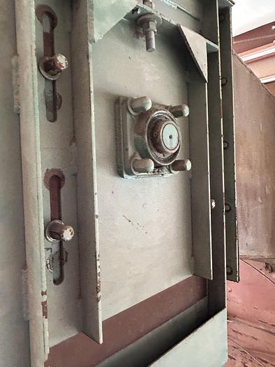 Very good 1996 BCP A4-7365 Roll Conveyor