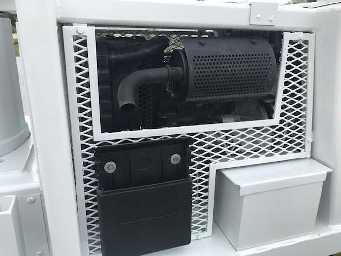 Used 2008 Versalift SST40EIH 45ft Backyard Bucket Crawler - C31650