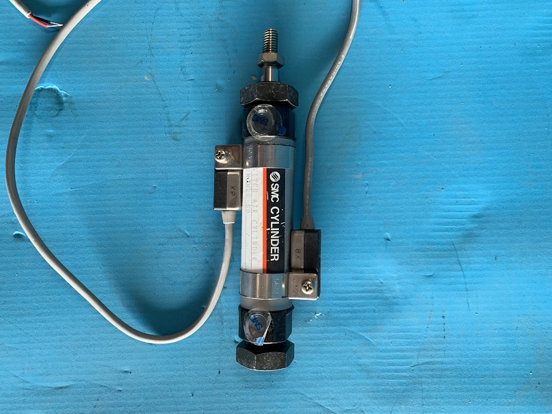Used SMC Switch Air Cylinder CDMGN20-50