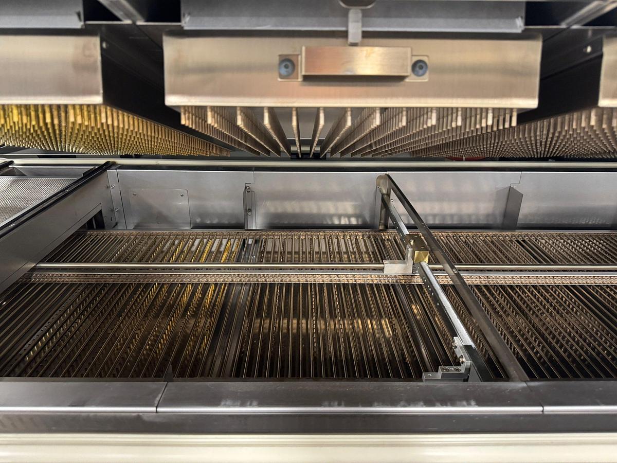 Used (SOLD) 2019 ERSA HOTFLOW 3/20 PCB SOLDER REFLOW OVEN