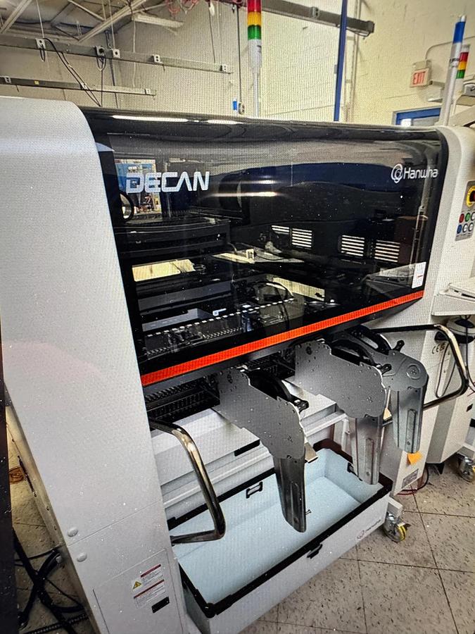 Used (SOLD) 2022 Samsung Hanwha Decan F2 Mounter Package
