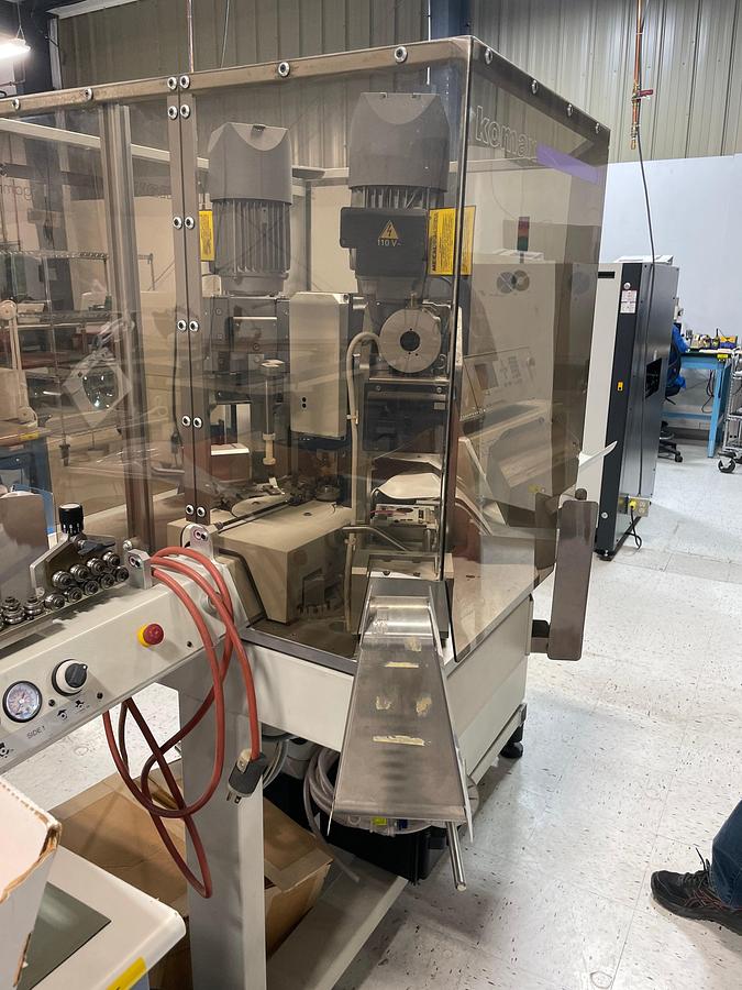 Used (SOLD) Komax Gamma 311 Wire Processing Station