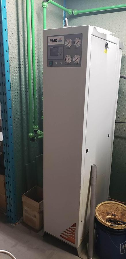 Used (SOLD) Peak i-Flow 6012 Nitrogen Generator