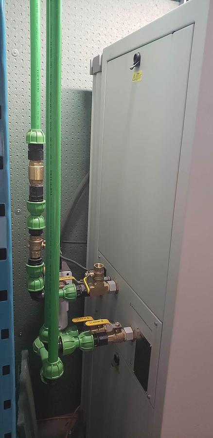 Used (SOLD) Peak i-Flow 6012 Nitrogen Generator