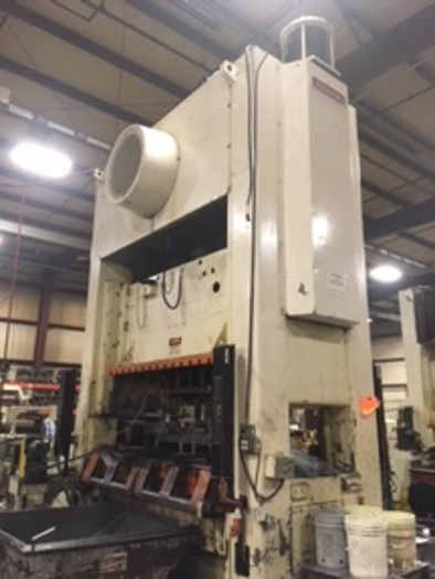 Used 440 ton Niagara 96"x54" SSDC Stamping Press