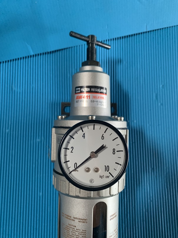 Used SMC filter regulator aw411