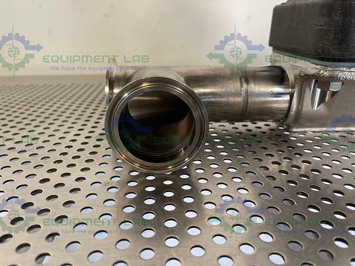 Used ITT Pure-Flo  2-316L-RA20MAX-CWP150 3 Way Diaphragm Valve w/ 2" Sanitary Fitting