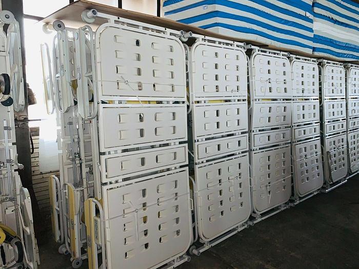 Used Set of 5 x Electric hospital bed Stiegelmeyer Vitano with mattress , NEW BATTERIES!