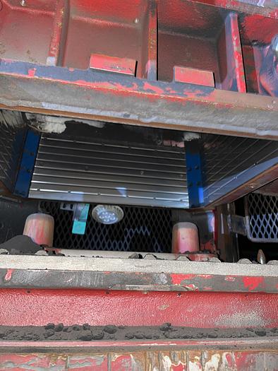 Used 1987 HUNTER 20 AUTOMATED MOLDING MACHINE