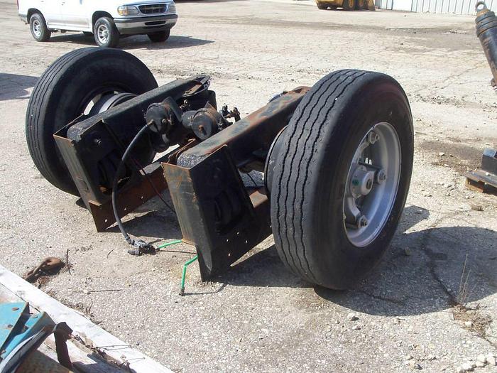 Used 2001 New Way Pusher Axle Stock 0005 for Sale in DeForest,
