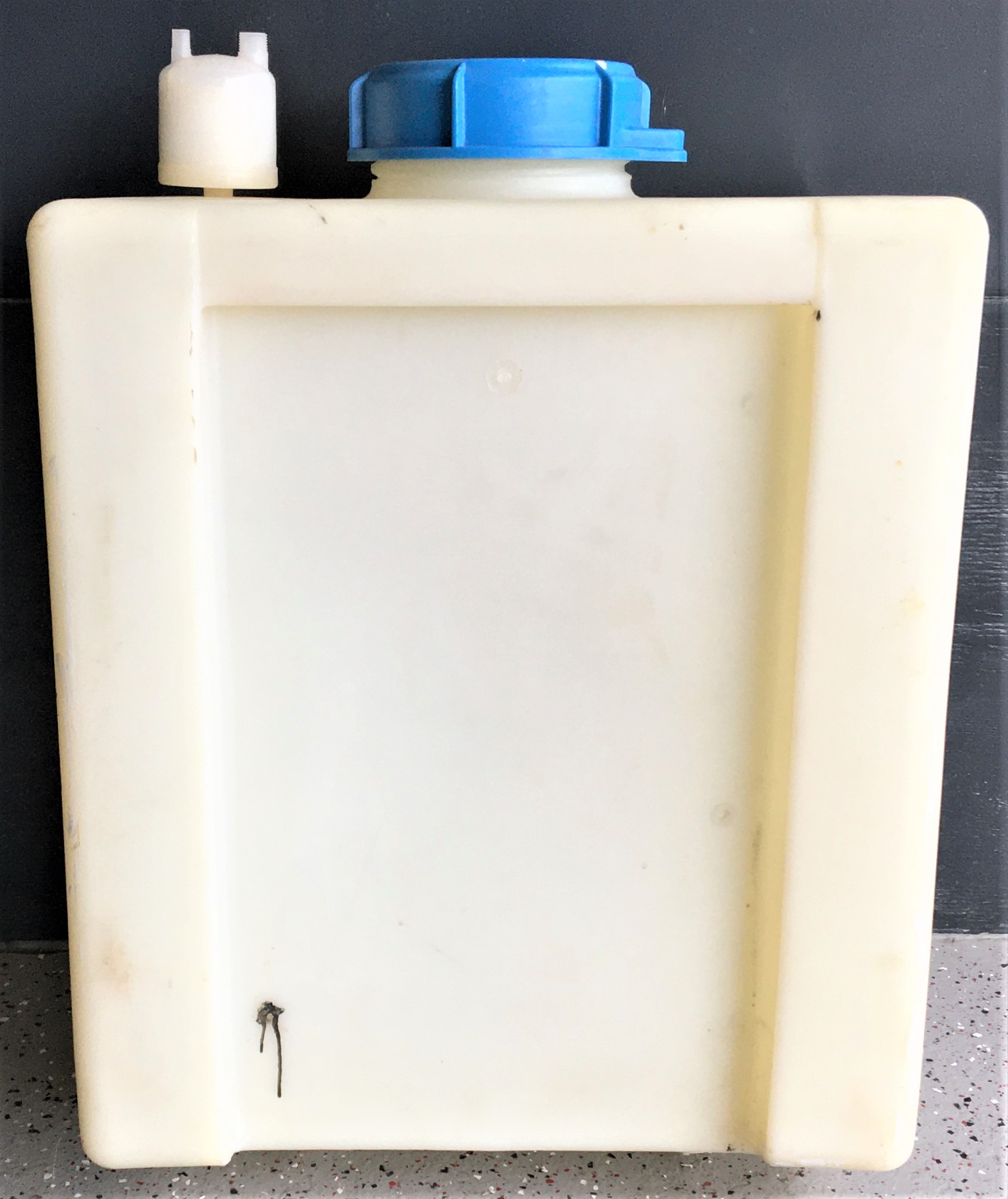 Used Millipore Water Storage Tank - Reservoir