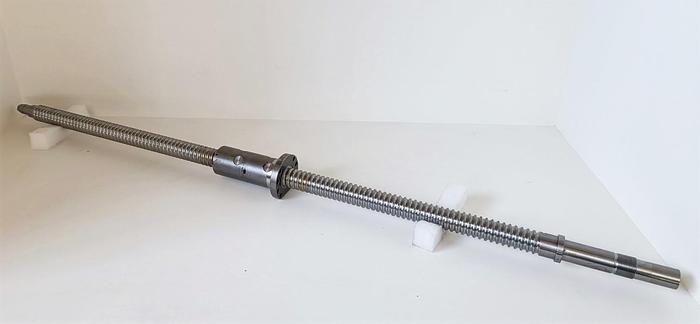 Geschliffener Präzisions Kugelgewindetrieb, KGT 40, 1453 mm, Blis, neu