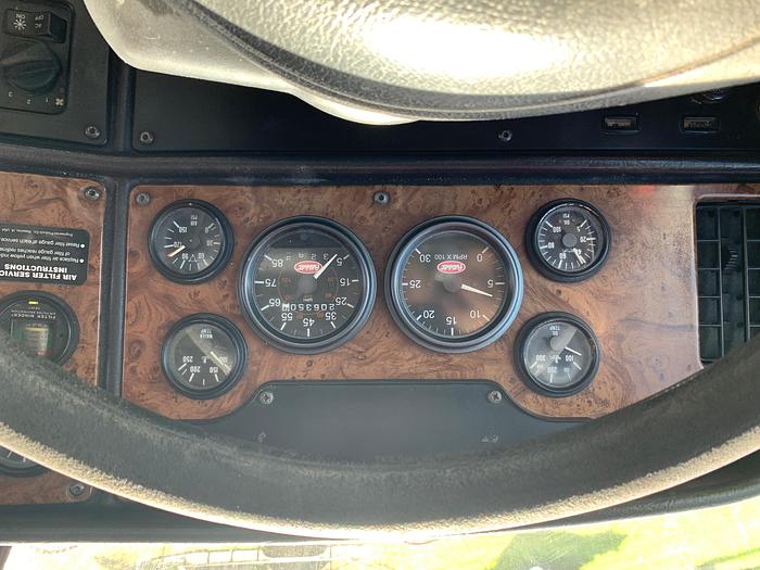 Used 2006 PETERBILT 357