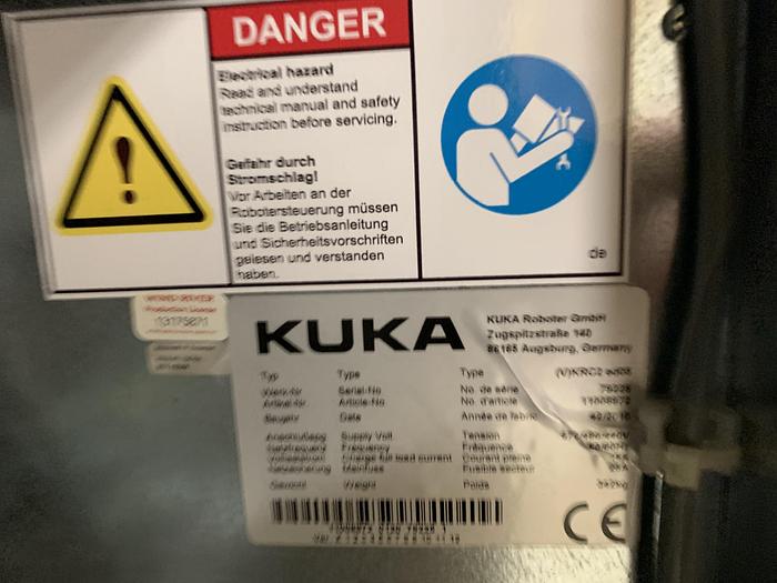 Used KUKA KR 100-2 PA 4 AXIS PALETTIZING ROBOT W/KRC 2 ed05 CONTROLLER