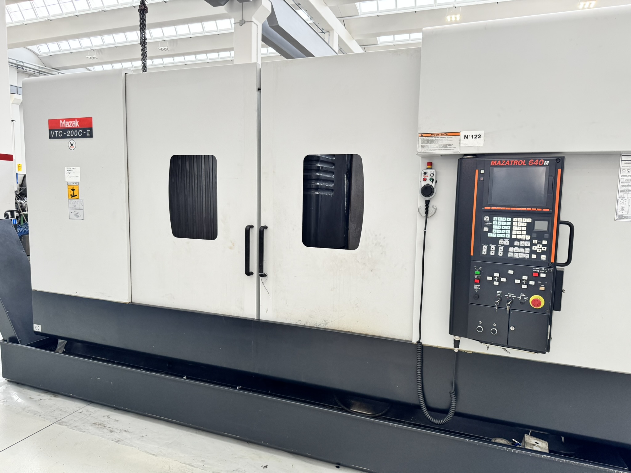 Usato 2005 MAZAK VTC-200C II
