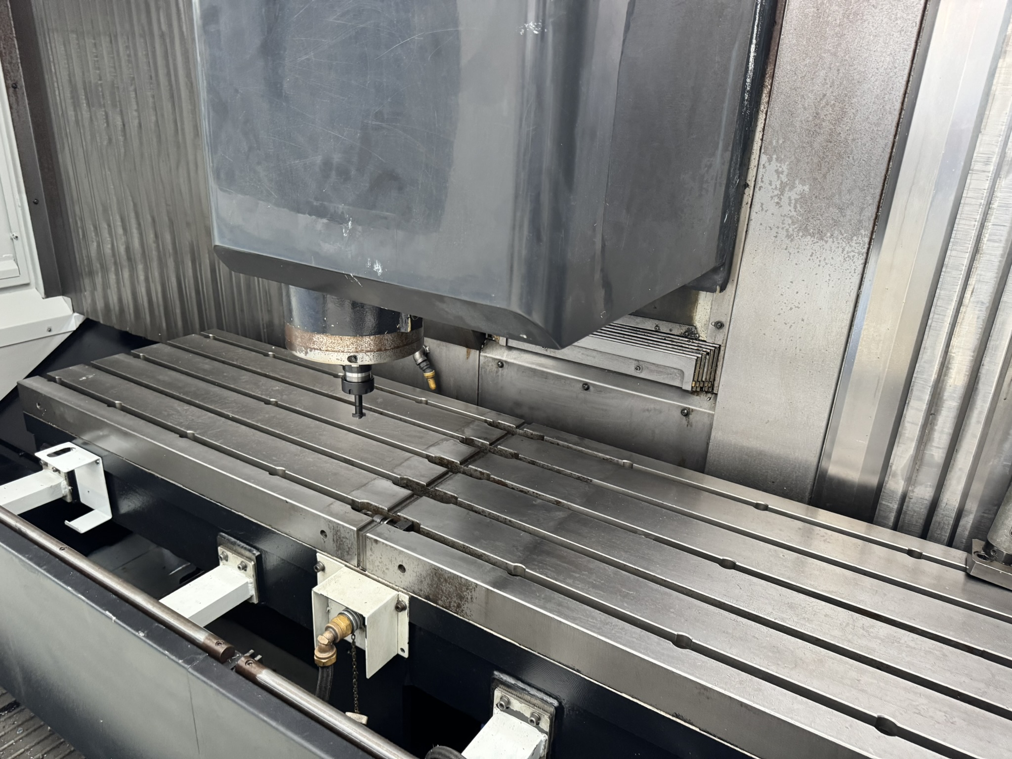 Usato 2005 MAZAK VTC-200C II