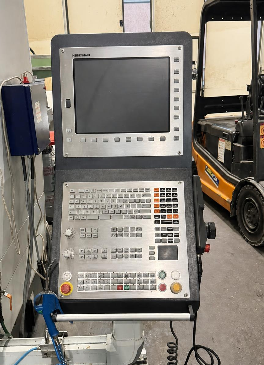 Usato 2016 DOOSAN VCF-850LSR