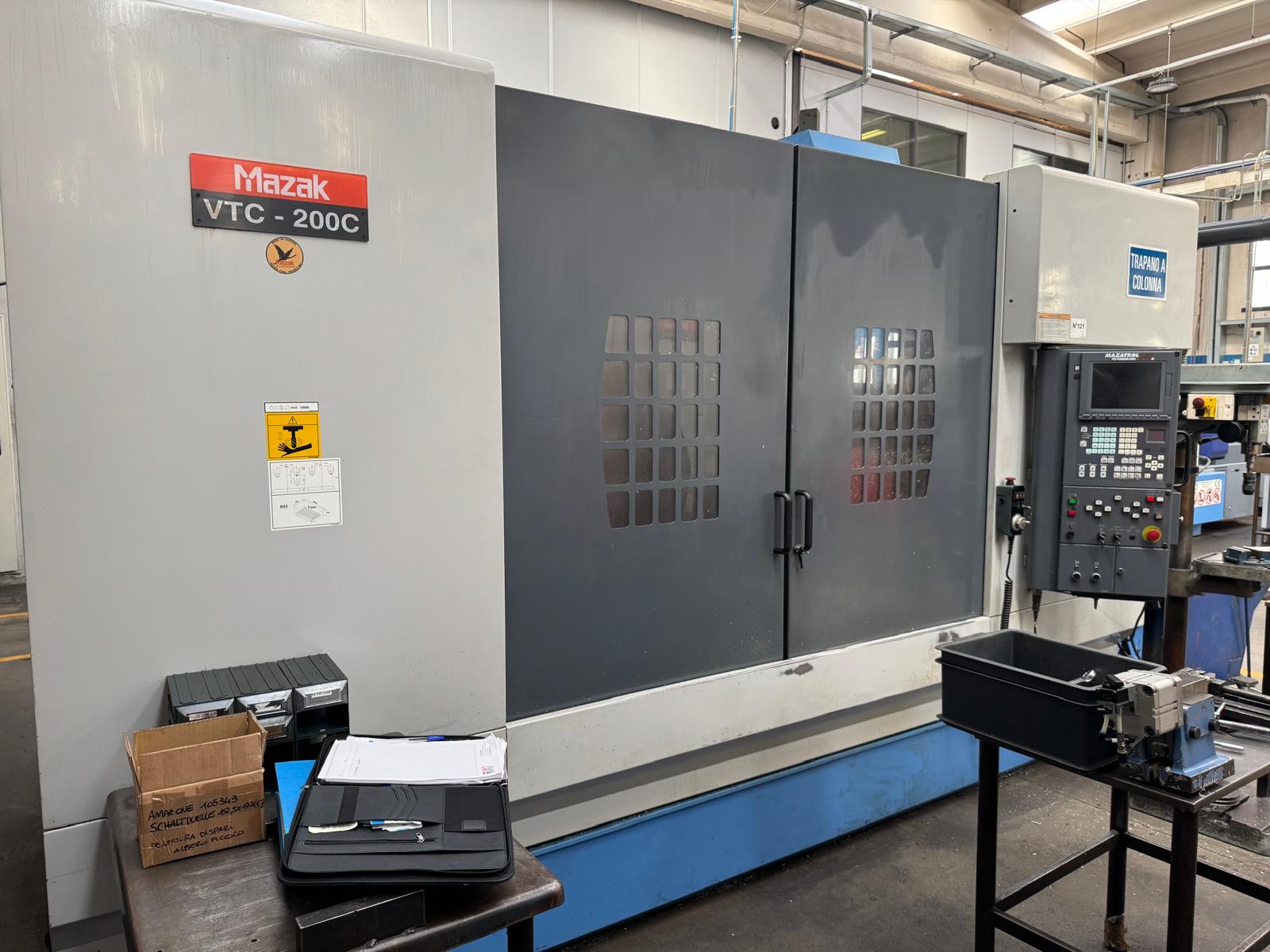 Usato 2002 MAZAK VTC-200C