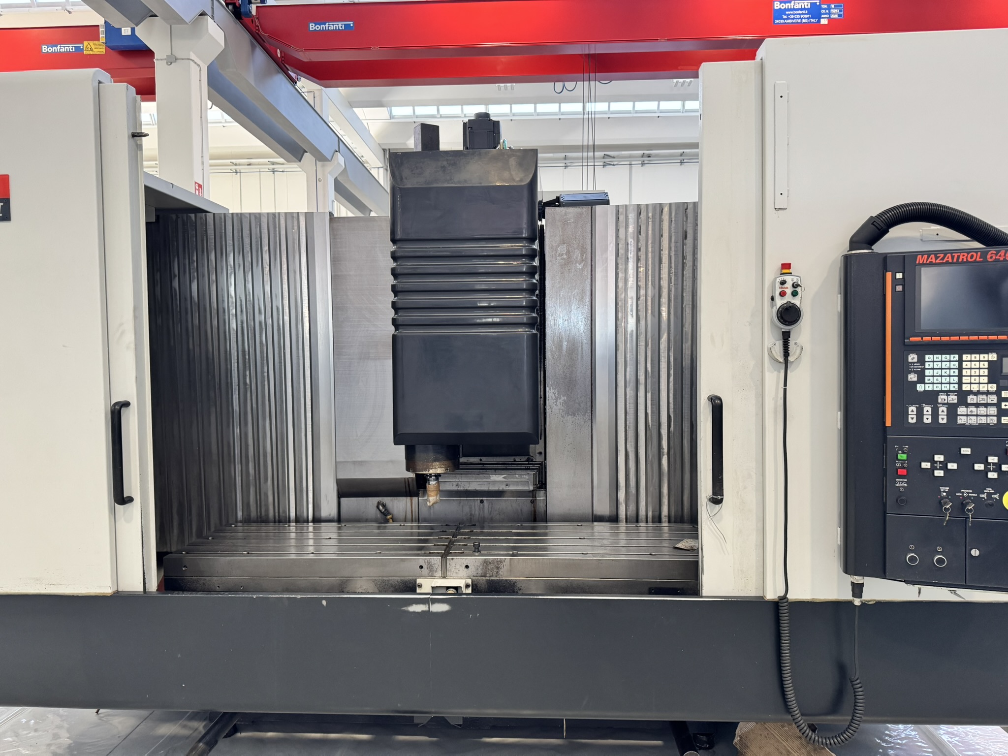 Usato 2002 MAZAK VTC-200C II