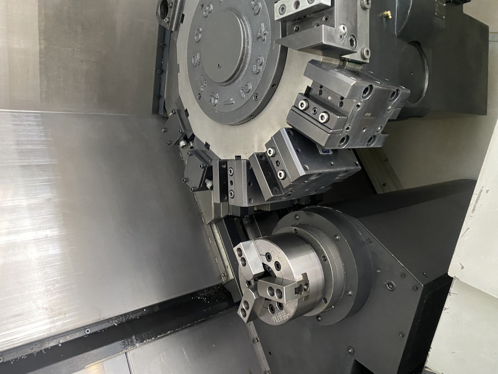 Usato 2016 Hyundai WIA L-2100/SY