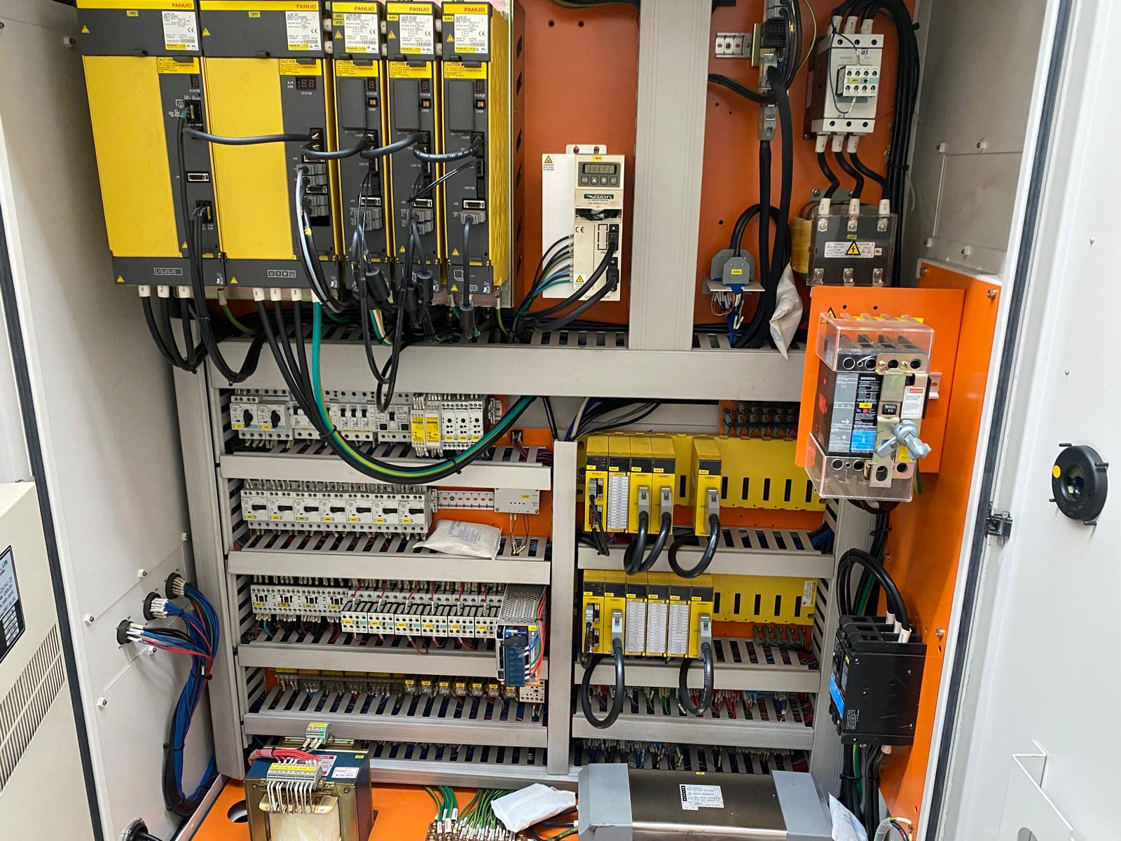 Usato TORNIO CNC DOOSAN DAEWOO PUMA 300-B/GL