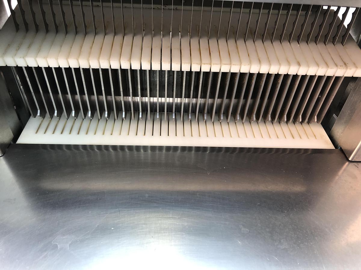 Used Delta DT40/10mm Bread Slicer