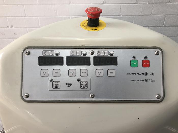 Used 2009 Mondial Forni Matrix 80/A