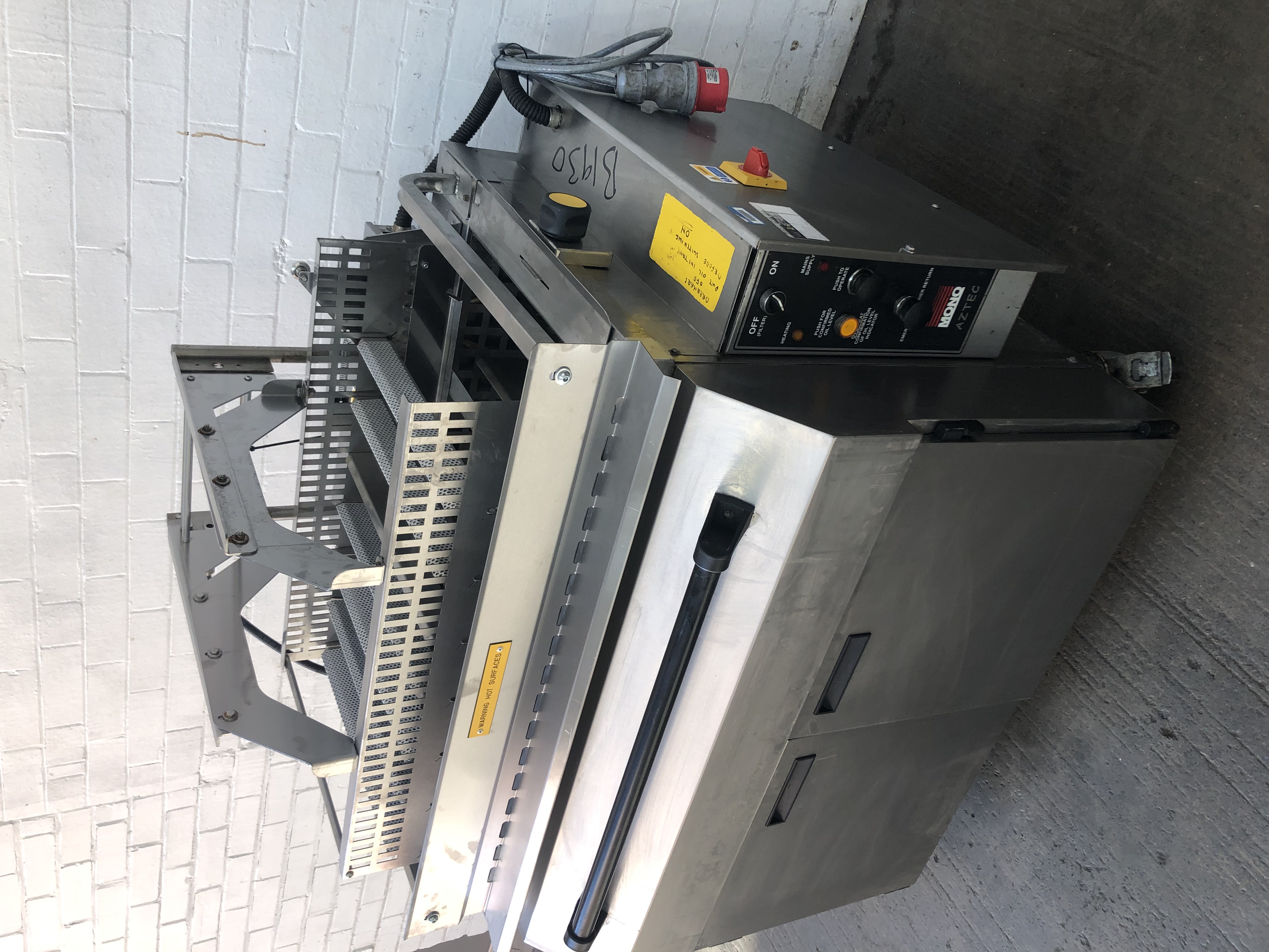 Used Mono Aztec Doughnut fryer