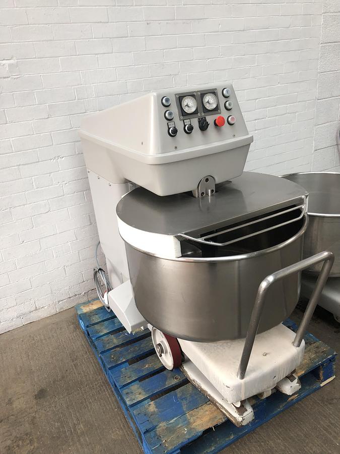 Used Kemper ST75A, 120kg (dough capacity) Spiral Mixer, 2 speed, 2 timers, supplied with 2 bowls