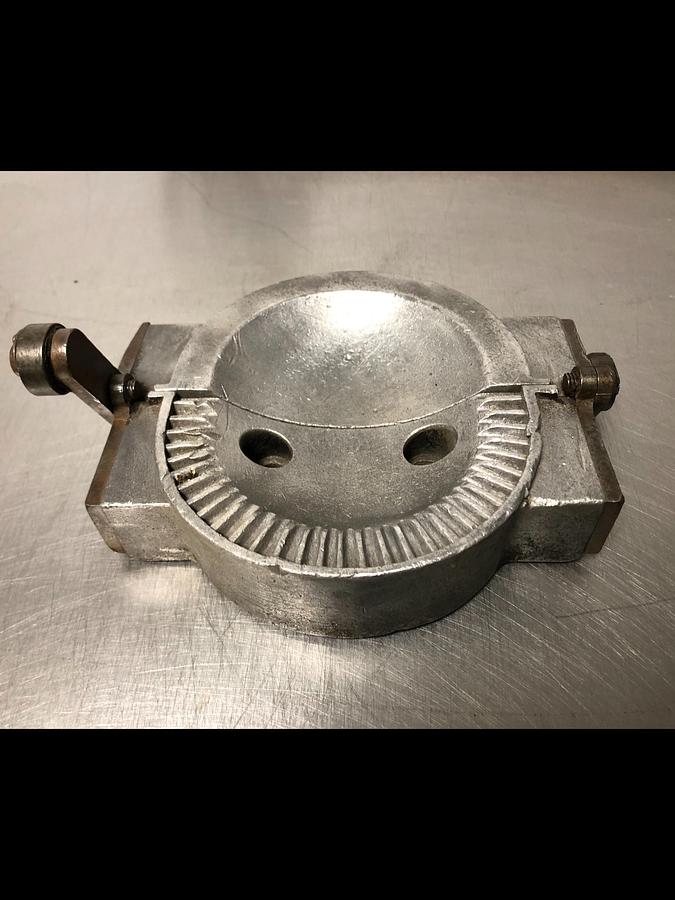 Used Camwheat hand pasty machine die