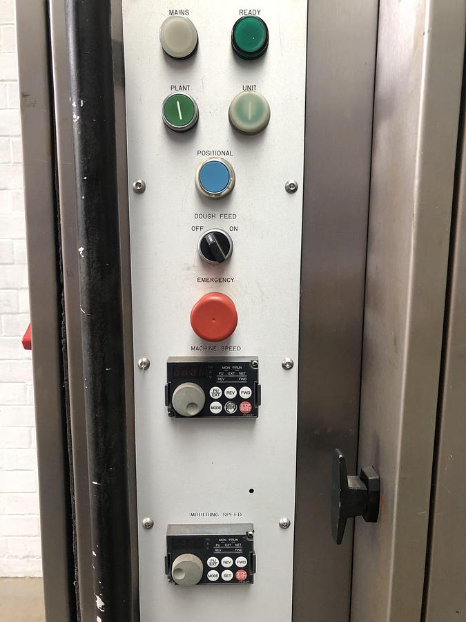 Used Oddy Novatek 2 Pocket Roll Plant With New Belt Fitted