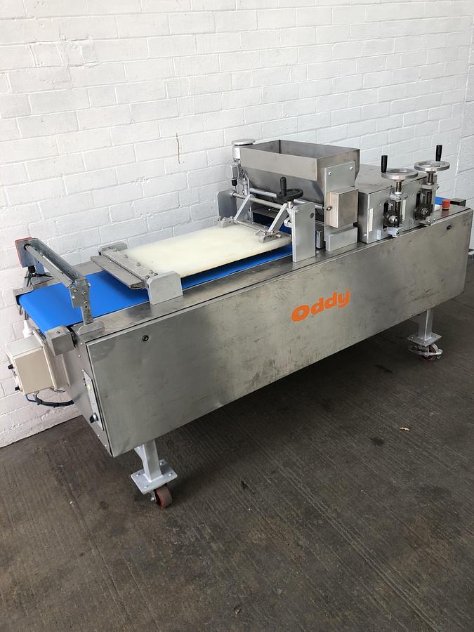 Used Oddy 2 Pocket Long Bed Pinner with New Belts Fitted