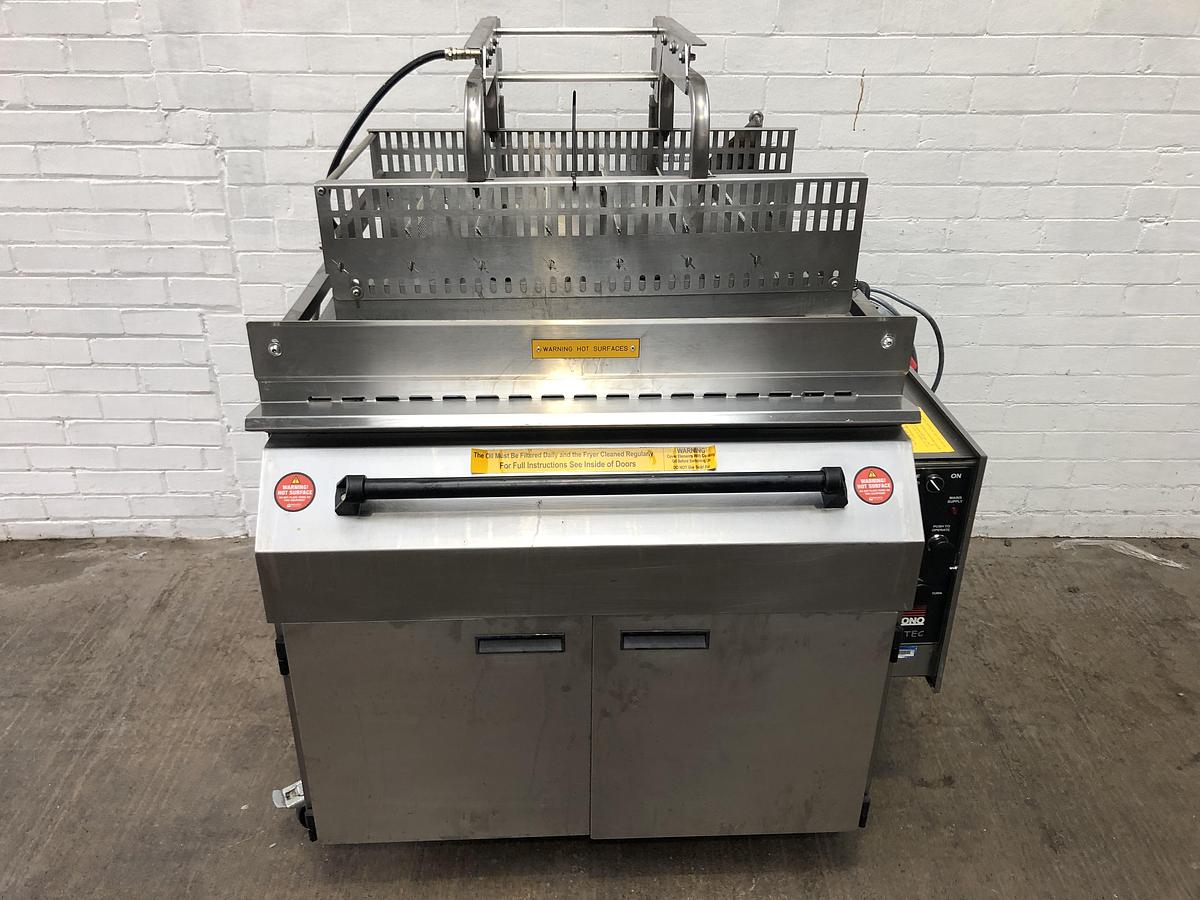 Used Mono Aztec Doughnut fryer