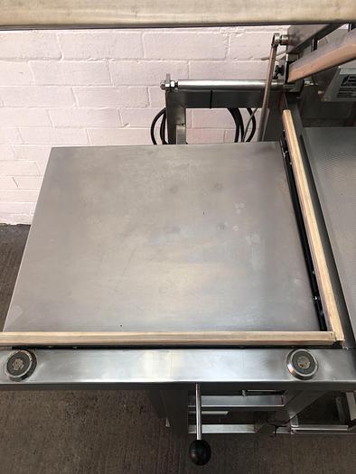 Used L Sealer