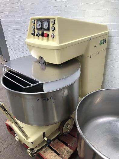 Used Kemper ST75A, 120kg (dough capacity) Spiral Mixer, 2 speed, 2 timers, supplied with 2 bowls