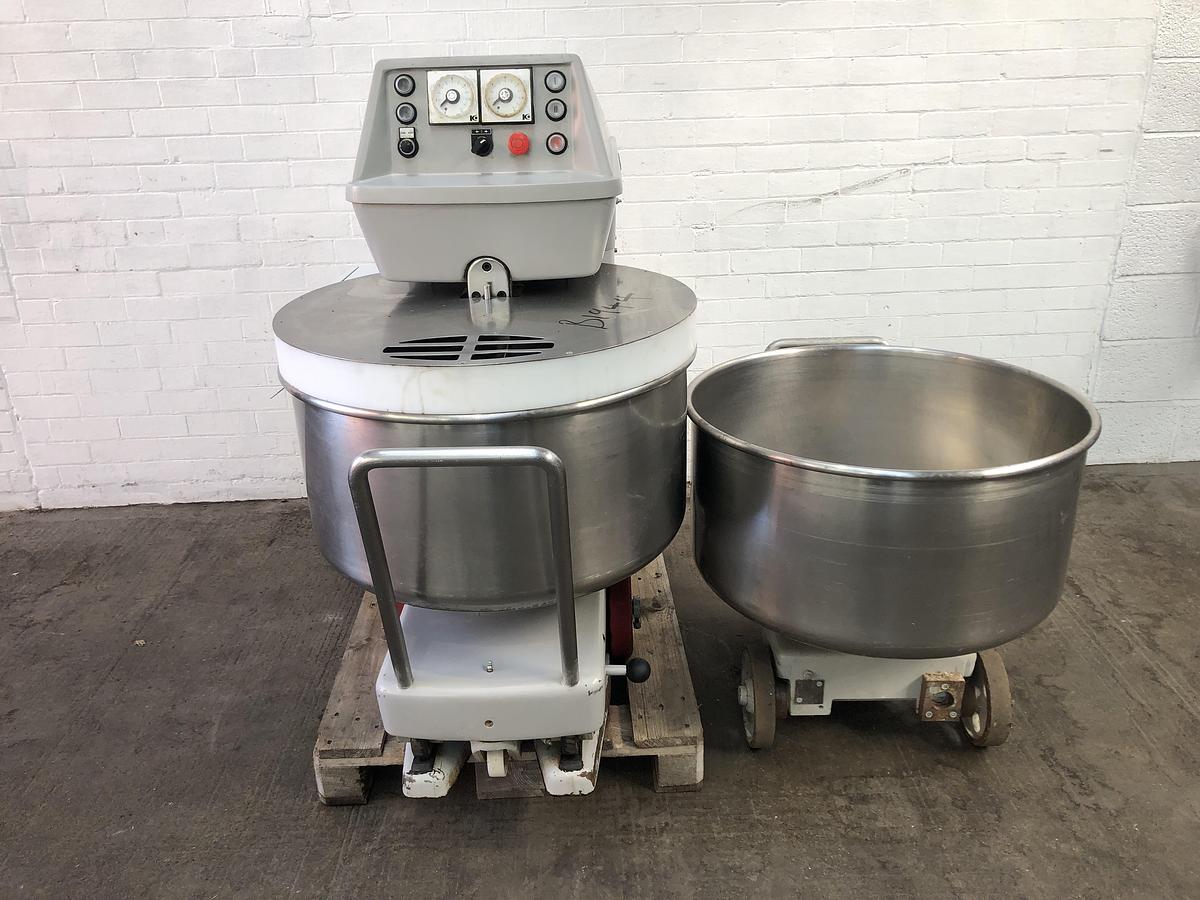 Used Kemper ST75A, 120kg (dough capacity) Spiral Mixer, 2 speed, 2 timers, supplied with 2 bowls