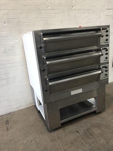 Used Tom Chandley 3 Deck 6 Trays Mk 4 controls Deck Oven