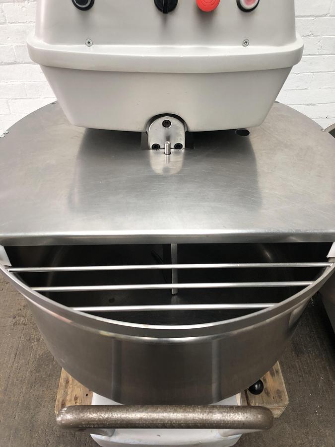 Used Kemper ST75A, 120kg (dough capacity) Spiral Mixer, 2 speed, 2 timers, supplied with 2 bowls