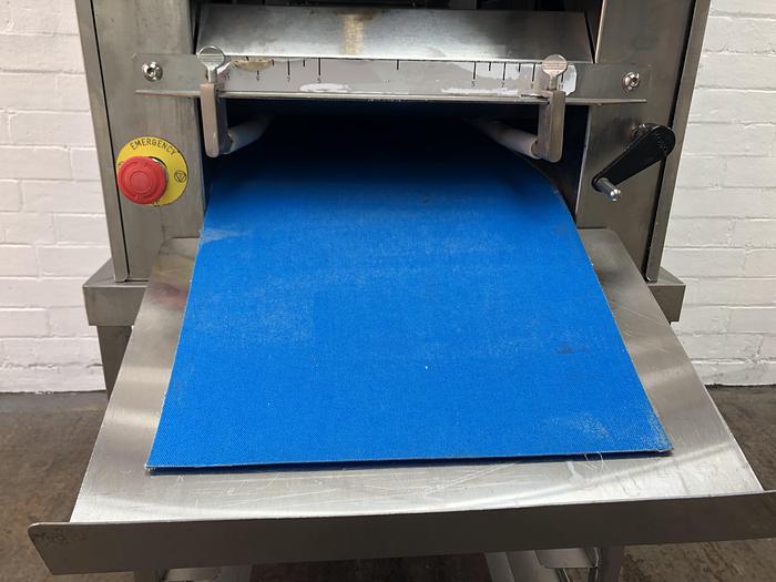 Used Mono 12" Multi Molder