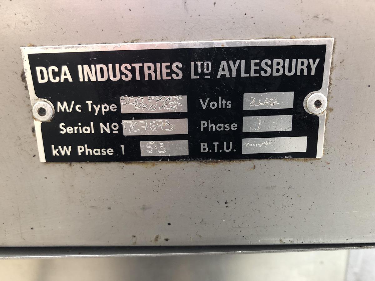 Used DCA 500 Half Tray Float Fryer - 18" x 15" Trays With Under Prover