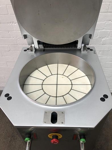 Used Sinmag D 20Pc Hydraulic Dough Divider