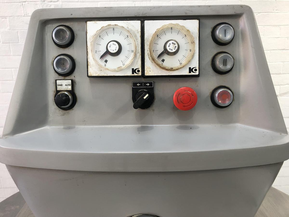 Used Kemper ST75A, 120kg (dough capacity) Spiral Mixer, 2 speed, 2 timers, supplied with 2 bowls