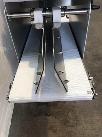 Used Artezen Calybra 1.0 Volumetric Dough Divider, 260-1050g