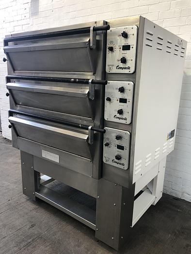 Used Tom Chandley 3 Deck 6 Trays Mk 4 controls Deck Oven