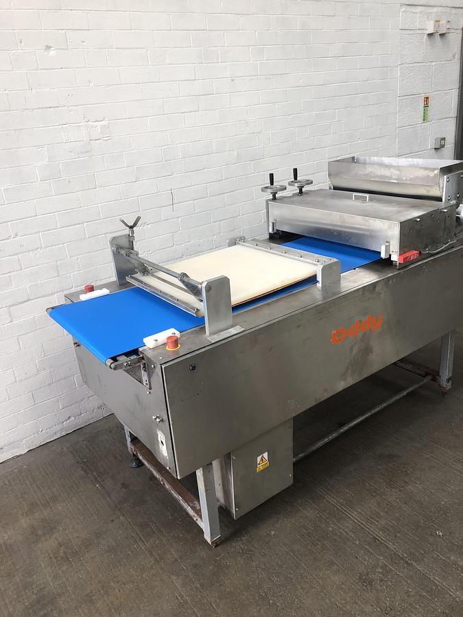 Used Oddy 4 Pocket Pinner with new Belts Fitted