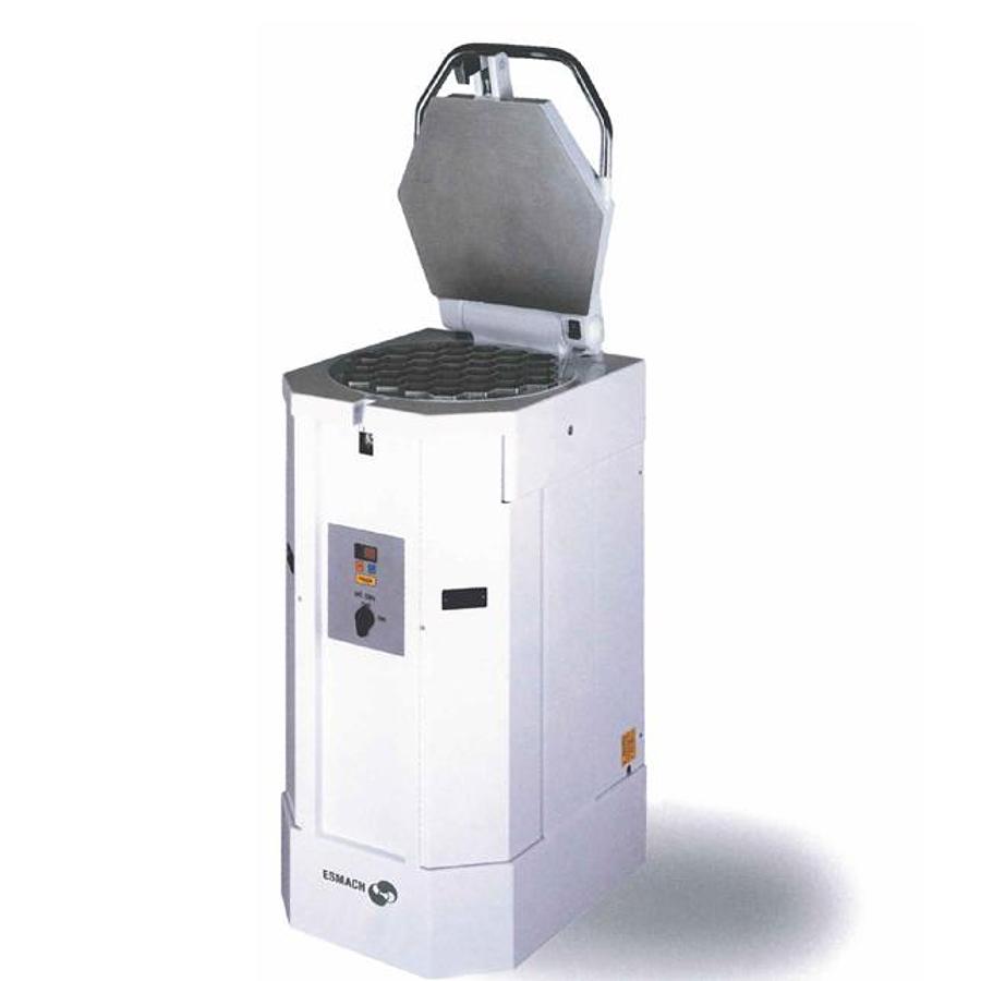 Esmach