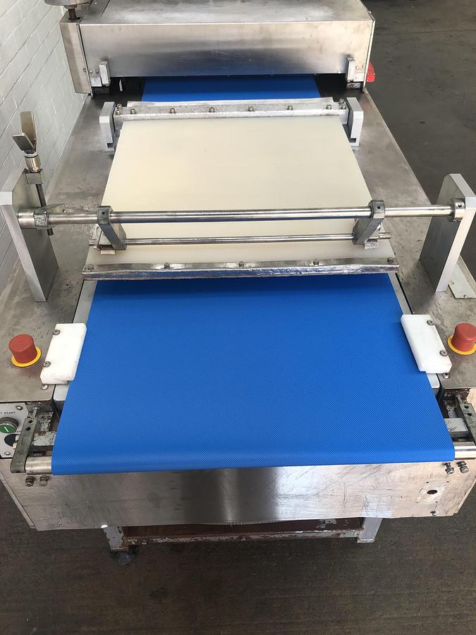 Used Oddy 4 Pocket Pinner with new Belts Fitted