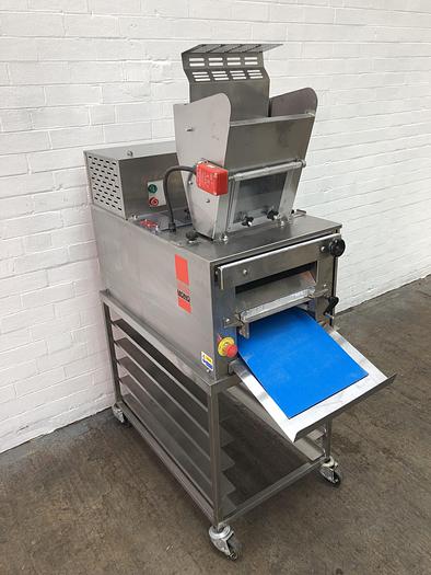 Used Mono 12" Multi Molder